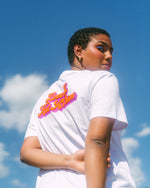 Last inn bildet i Galleri-visningsprogrammet, LOVE IS NOT A CRIME T-SKJORTE
