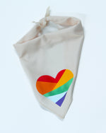 Last inn bildet i Galleri-visningsprogrammet, Bandana for hund – Hjerte
